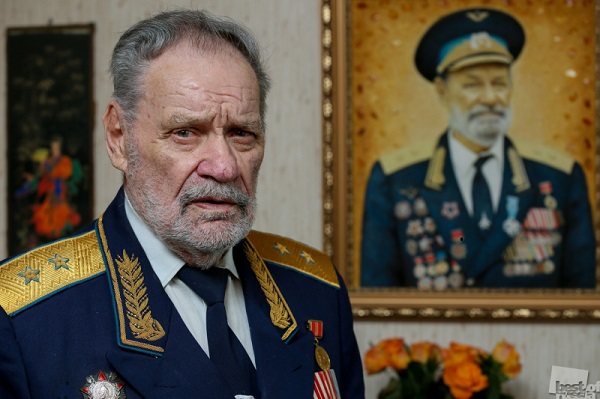 Почти Маресьев Почти Маресьев